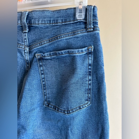 Old Navy sky rocket high button fly jeans - Picture 7 of 15